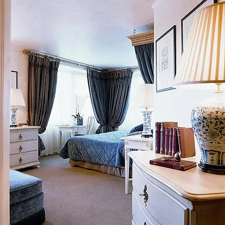 Hotell Des Neiges 4*